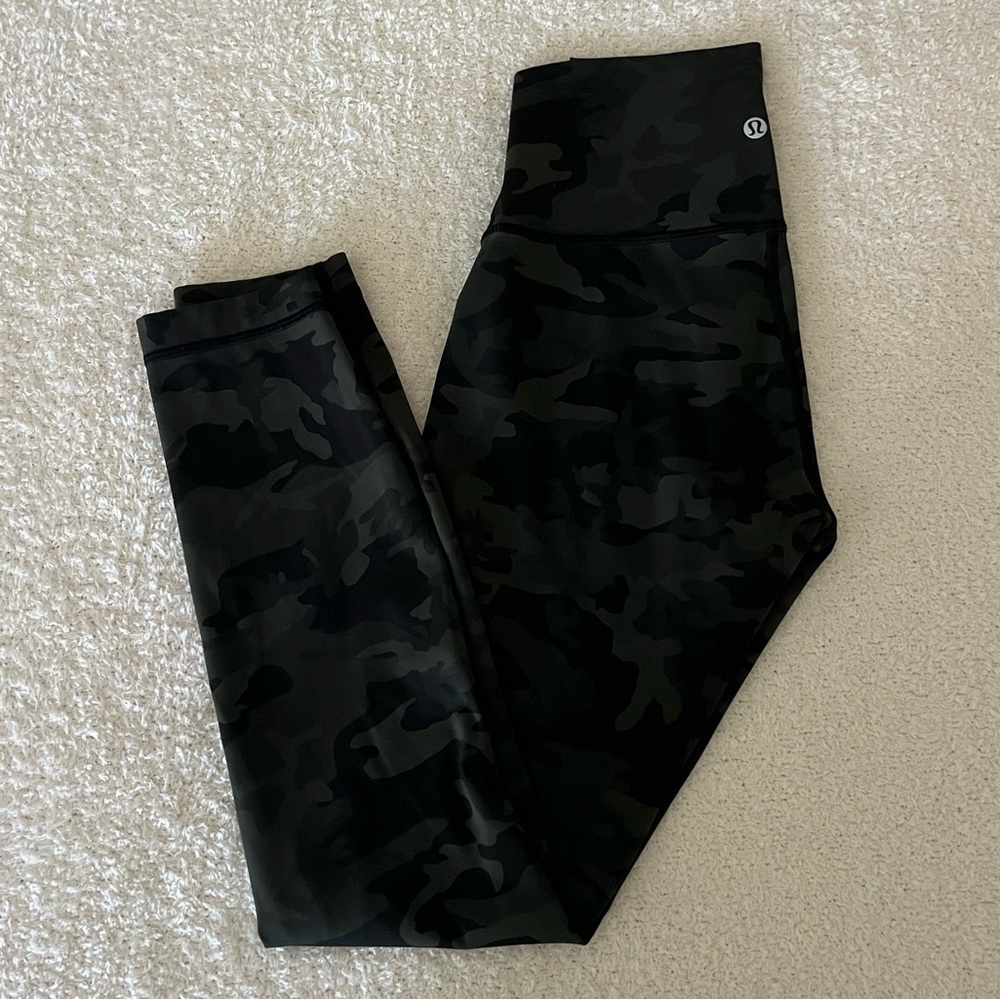 Lululemon: Fast and Free High-Rise Tight